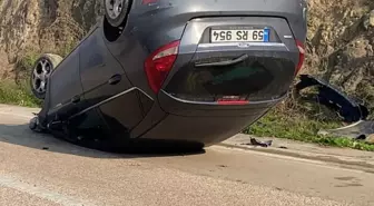 Mudanya'da Kontrolden Çıkan Otomobil Ters Döndü, İki Yaralı