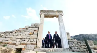 Muğla Valisi Akbıyık'tan Kaunos Antik Kenti Ziyareti