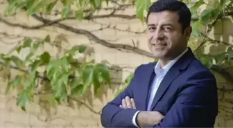 Selahattin Demirtaş tahliye olursa siyasete dönebilir mi? Selahattin Demirtaş siyasi yasaklı mı?