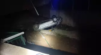 Tunceli'de Köprüden Düşen Otomobilde Uzman Çavuş Hayatını Kaybetti