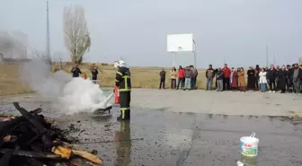 Ulaş Belediyesi İtfaiyesi Yangın Eğitimi ve Tatbikatı Düzenledi