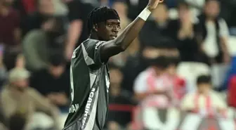 Beşiktaş, milli ara öncesi Antalyaspor engelini 3 golle geçti