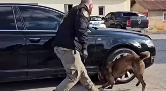 Hakkari'de 24 Kilo 500 Gram Metamfetamin Ele Geçirildi