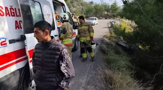 İskenderun'da Motosiklet Uçuruma Yuvarlandı: İki Yaralı