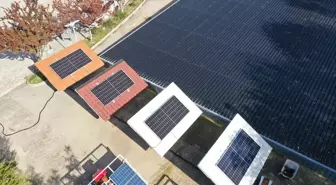 Kiremitli Çatılar, Photovoltaik Panellerin Enerji Verimliliğini Artırıyor