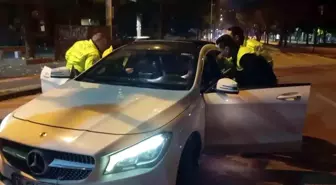 Osmangazi'de Alkollü Sürücü Polisle Çatıştı