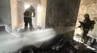 Hatay'da Depo Yangını: Yangın Kontrol Altına Alındı