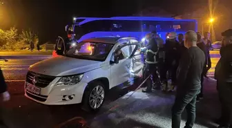 Zonguldak'ta Otobüs ve Otomobil Çarpıştı: 1 Yaralı
