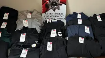 İstanbul'da AVM'lerden 1 Milyon Liralık Giysi Çalan 4 Şüpheli Tutuklandı