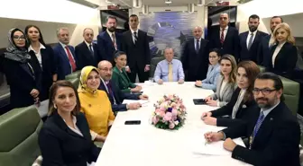 Cumhurbaşkanı Erdoğan: '(Gazze) Yardım koridorları kasıtlı olarak tıkanmakta, insani yardımların bölgeye ulaşması maalesef engellenmekte. Günlük 600 tır insani yardım girişine izin verilecekti fakat bu sözler yerine getirilmiyor.'