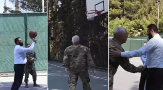 Dünya bu görüntüleri konuşuyor! Şara, ABD'li subaylarla basketbol oynadı