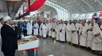 Erzincan'dan 193 Umreci Kutsal Topraklara Uğurlandı