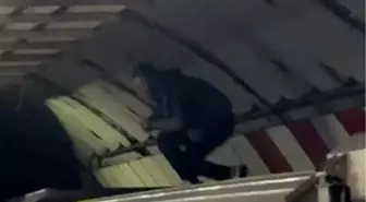 İstanbul'da Şok Anlar: Vatandaş Metro Üzerine Çıktı