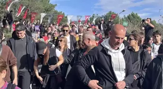 Ataşehir'de 4. Geleneksel Dağ Çileği Toplama Festivali Düzenlendi