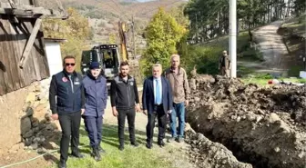 Bozüyük Kaymakamı Adem Öztürk, Muratdere Köyü Su Hattını İnceledi