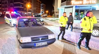 Aksaray'da Drift Atan Sürücü Polisten Kaçtı