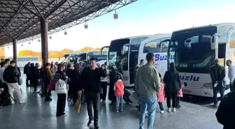 Eskişehir Otogarında Ara Tatil Yoğunluğu