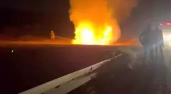 Hatay'da Seyir Halindeki Otomobil Yangında Kullanılmaz Hale Geldi