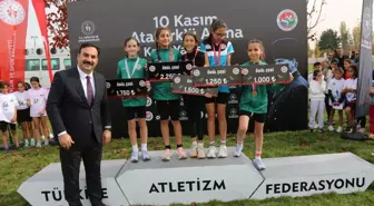 Atatürk'ü Anma Töreni ve Atletizm Yarışları Düzenlendi