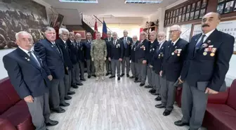 Korgeneral Tuncay Altuğ'dan Erzincan Muharip Gaziler Derneği'ne Ziyaret