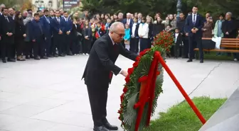 Atatürk, Bakü'de Anıldı