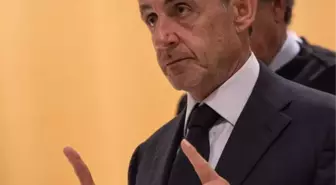 Nicolas Sarkozy Adli Kontrol Şartıyla Serbest Bırakıldı