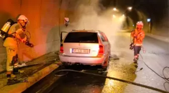 İzmir Konak Tüneli'nde Otomobil Yangını