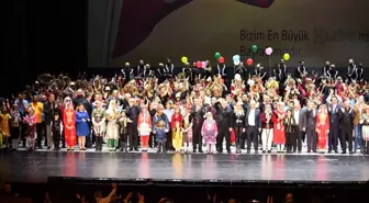 Hazine Masal Gösterisi Atatürk Kültür Merkezi'nde Sanatseverlerle Buluştu