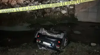 Karabük'te Kontrolden Çıkan Otomobil Dereye Düştü: 1 Ölü, 1 Yaralı