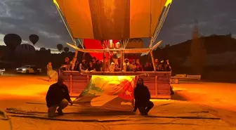 Kapadokya'da Atatürk Anısına Sıcak Hava Balonları Gökyüzünde