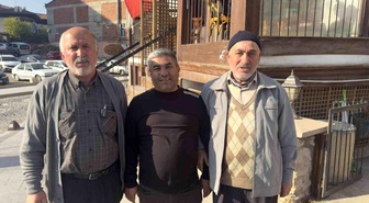 Gırtlak Kanserini Neşeyle Yenen Halil Yılmaz, Düğünde Yöresel Oyunlar Oynadı