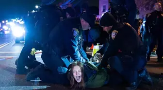 New Jersey'de Eski İsrail Savunma Bakanı'nın Programına Filistin Yanlısı Göstericilerden Tepki