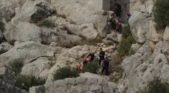 Yılan Kalesi'nde Düşen Çocuk Hastaneye Kaldırıldı