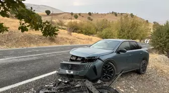 Kahta'da İki Otomobil Çarpıştı: 9 Yaralı