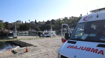 Antalya'da Denizde Kadın Cesedi Bulundu