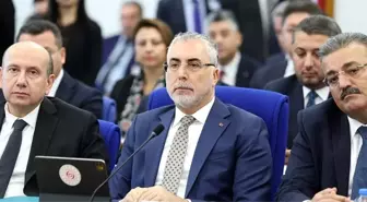 Bakan Işıkhan: 'Asgari ücrette herkesin mutabık kaldığı bir tutarda uzlaşılacağını ümit ediyoruz'