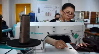 Bilecik'te Ev Kadınları İçin Dikiş Atölyesi Açıldı