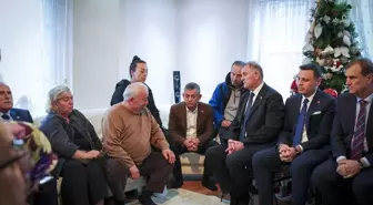 CHP Genel Başkanı Özel'den şehit Hava Pilot Yarbay Korkmaz'ın ailesine taziye ziyareti