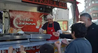 Darıca'da Atatürk İçin Lokma İkramı