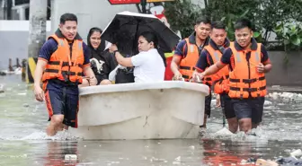 Filipinler'de Tayfun Faciası: 250 Ölü