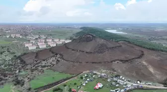 Trakya'da 'Milli Ağaçlandırma Günü' dolayısıyla fidanlar toprakla buluşturuldu