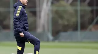 Fenerbahçe, Çaykur Rizespor Maçına Hazırlanıyor