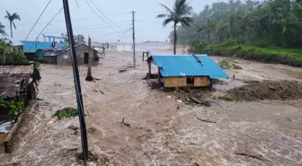 Filipinler'de Tayfun Felaketi: 27 Ölü, 2 Kayıp