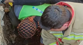 Antakya'da İnşaatta Toprak Kayması: Bir İşçi Kurtarıldı