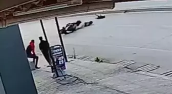 Antakya'da Motosiklet Kazası: Köpeğe Çarpmamak İçin Ani Manevra Yapıldı