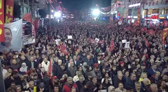 Özgür Özel Sultanbeyli'de konuştu