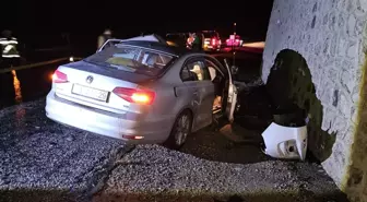 Sivas'ta Trafik Kazası: 1 Ölü, 2 Yaralı