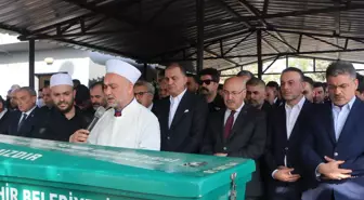 Ömer Çelik, Dayısı Hasan Öztopal'ın Cenaze Törenine Katıldı