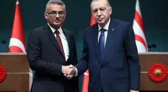 Cumhurbaşkanı Erdoğan, KKTC Cumhurbaşkanı Erhürman'ı resmi törenle karşıladı (2)