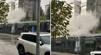 Gaziantep'te tramvaya yıldırım düştü